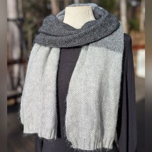 Silver Fuzzy 2-Tone Knit Scarf